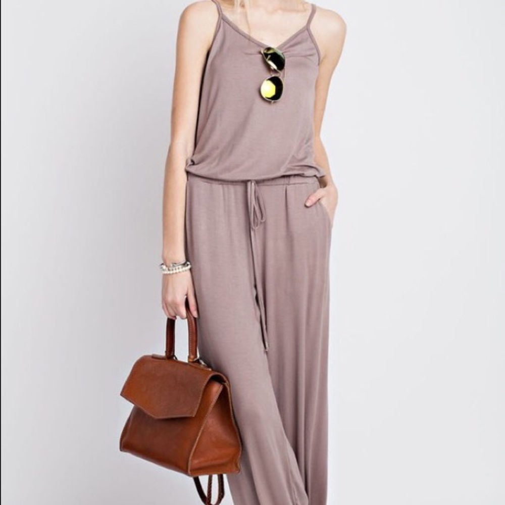 FABULOUS JUMPSUIT DRAPES with ADJUSTABLE STRAPS 1 left - Picture 6 of 11